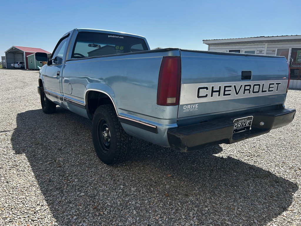 1988 Chevrolet C/K Image 5