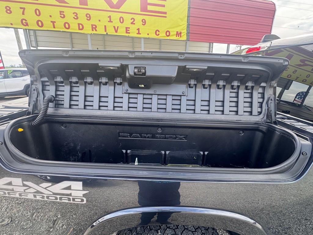 2021 RAM 1500 Image 9