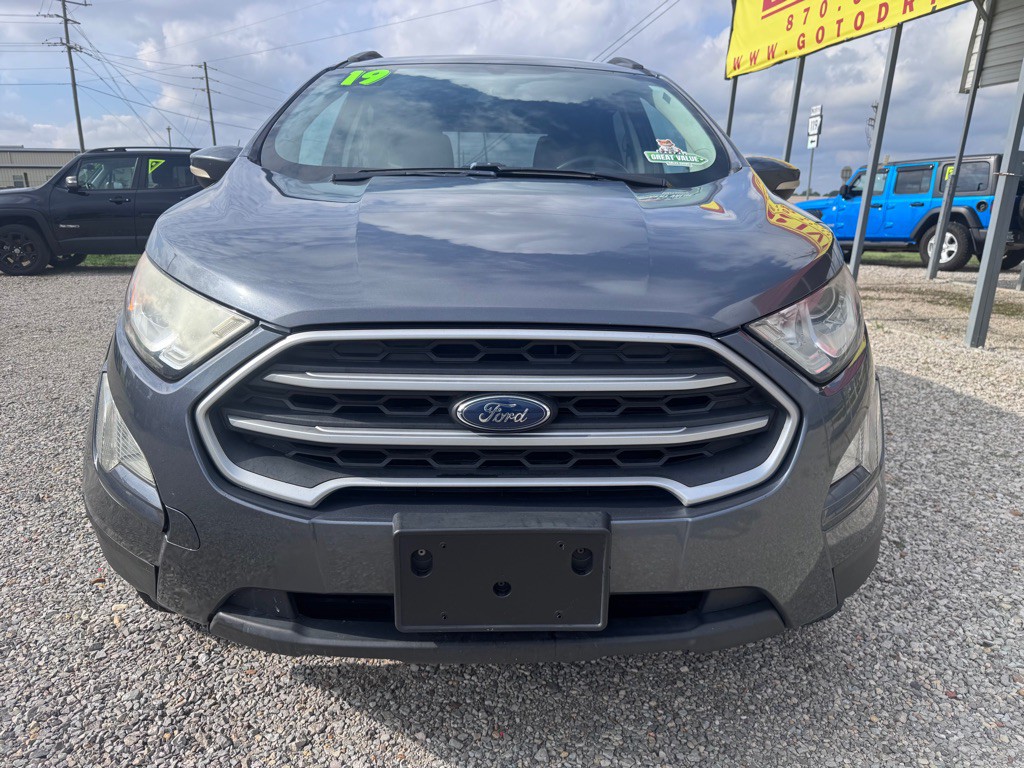 2019 Ford Econoline Image 2
