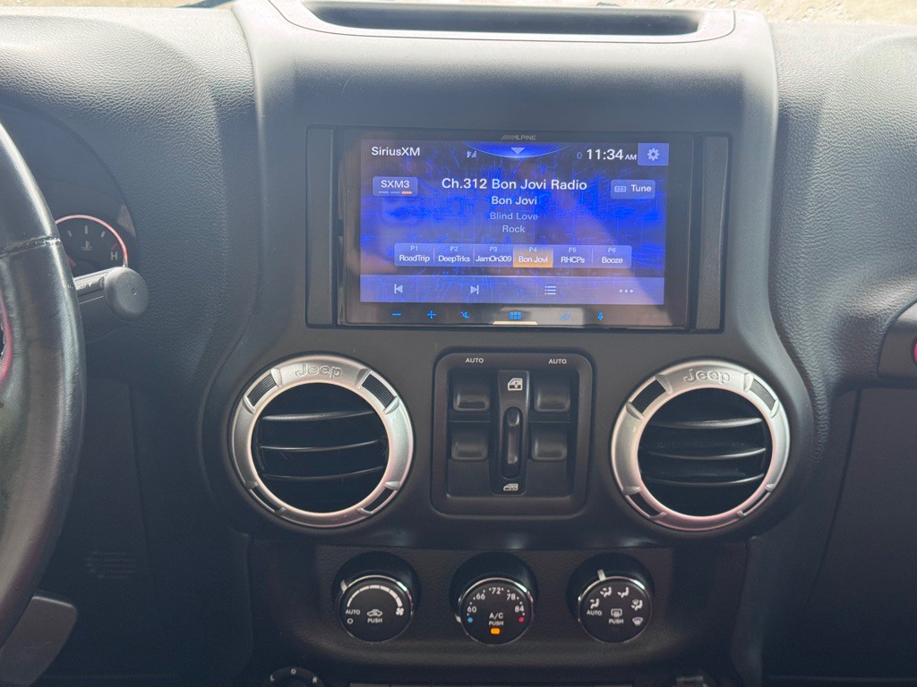 2016 Jeep Wrangler Unlimited Image 18