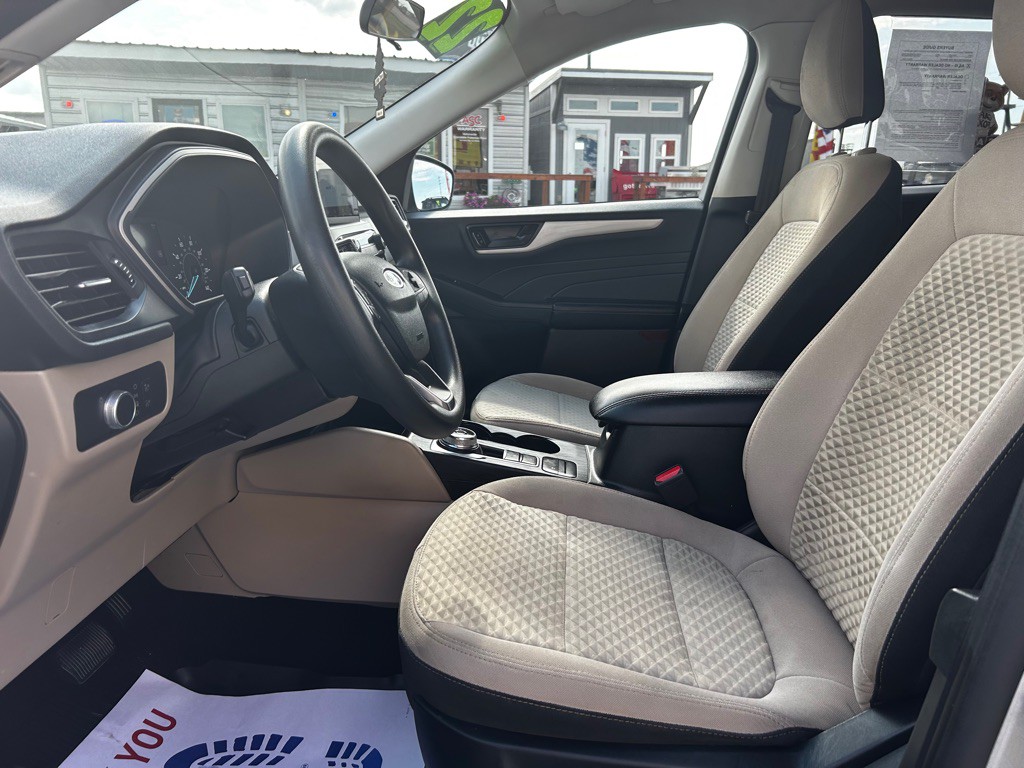 2022 Ford Escape Image 11