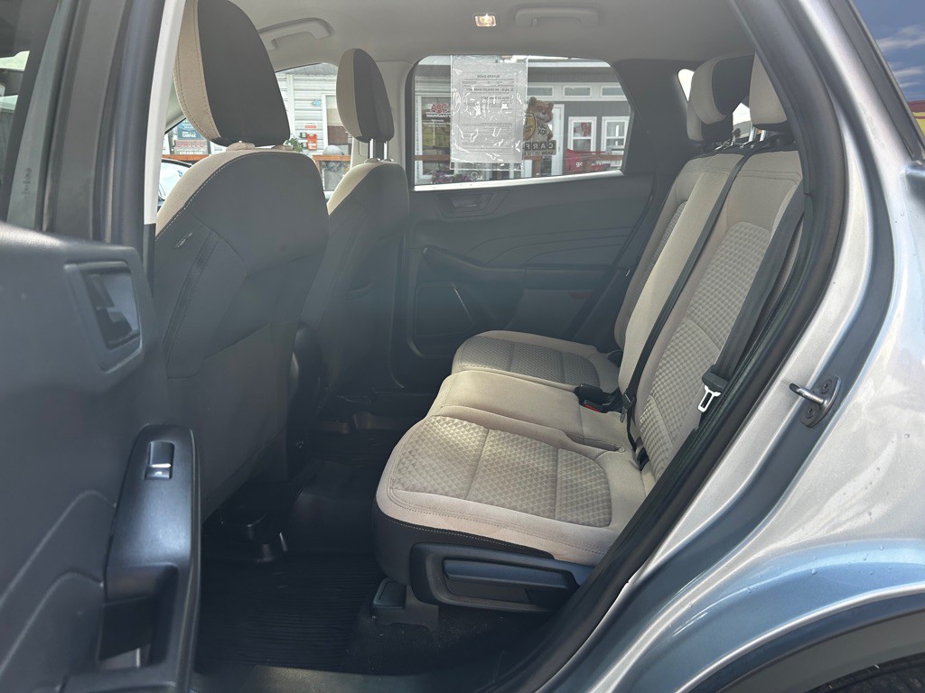 2022 Ford Escape Image 12