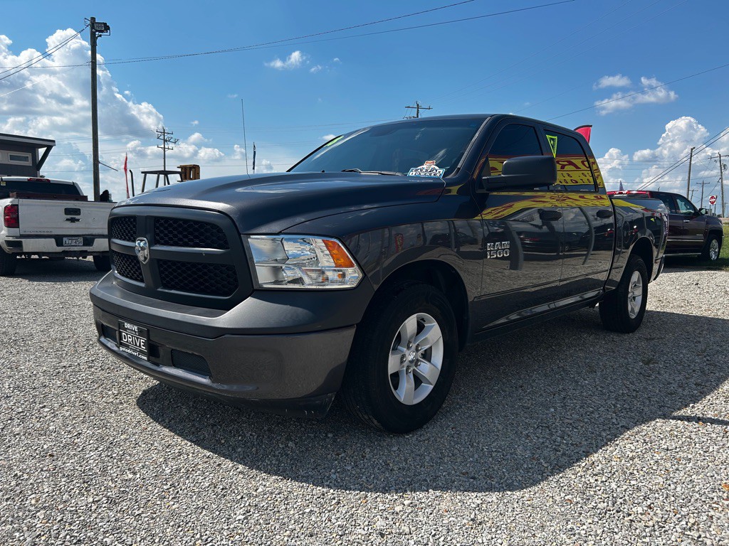 2018 RAM 1500 Image 3