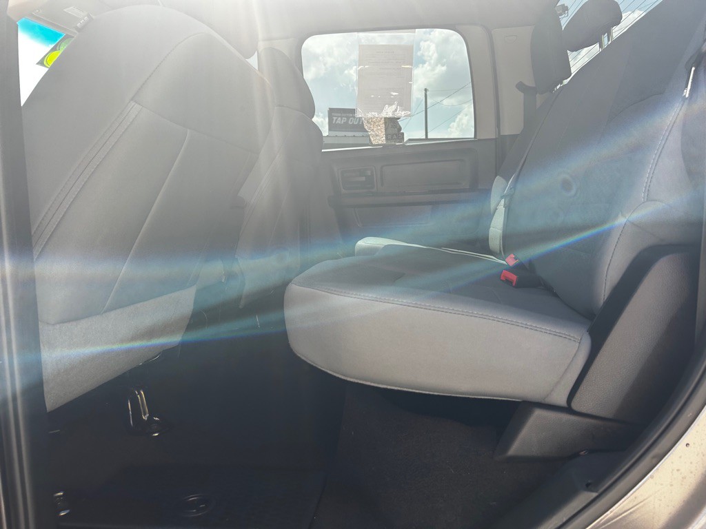 2018 RAM 1500 Image 12