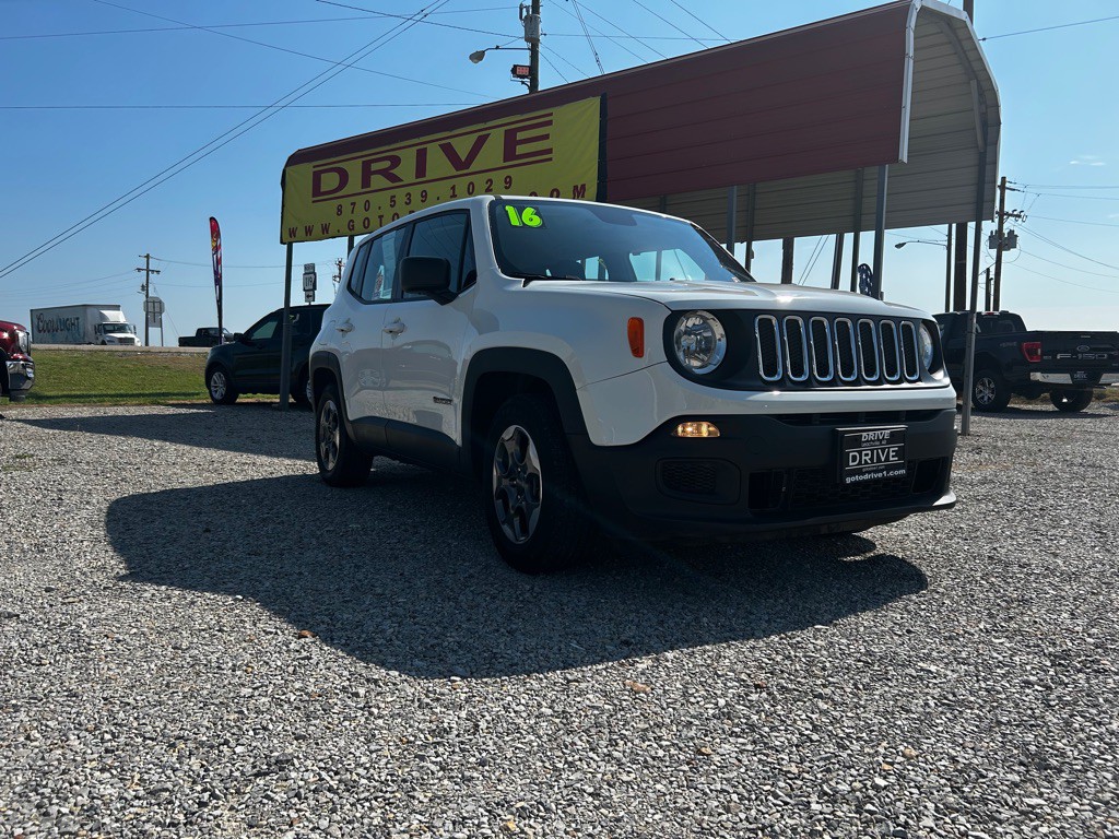 2016 Jeep Renegade Image 1