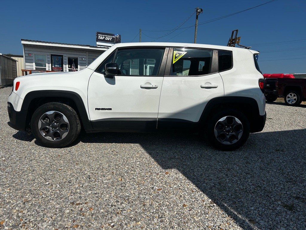 2016 Jeep Renegade Image 4