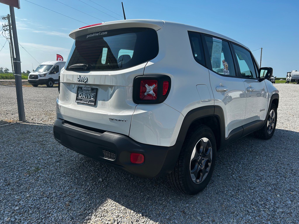 2016 Jeep Renegade Image 7