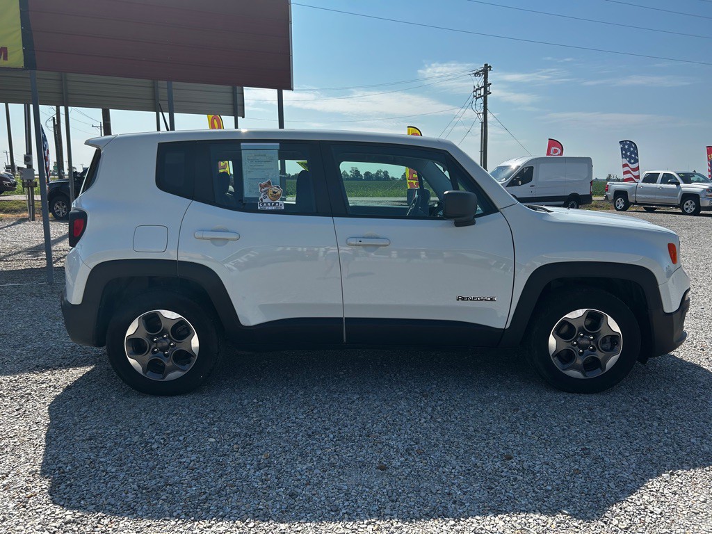 2016 Jeep Renegade Image 8