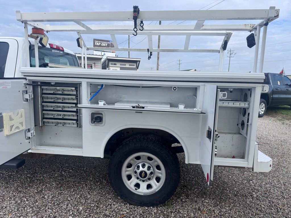 2017 Chevrolet Silverado 1500 Image 11