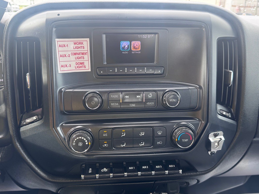 2017 Chevrolet Silverado 1500 Image 18