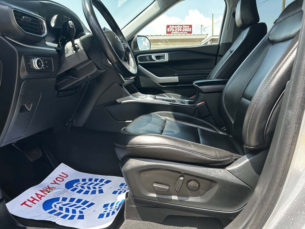 2022 Ford Explorer Image 11