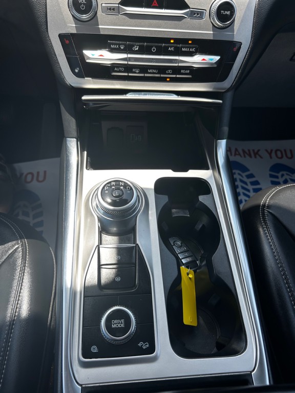 2022 Ford Explorer Image 18