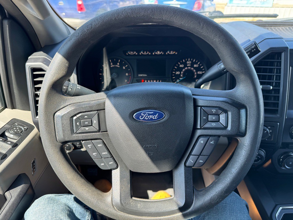 2017 Ford F-150 Image 12