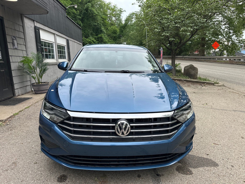 2019 Volkswagen Jetta Image 2