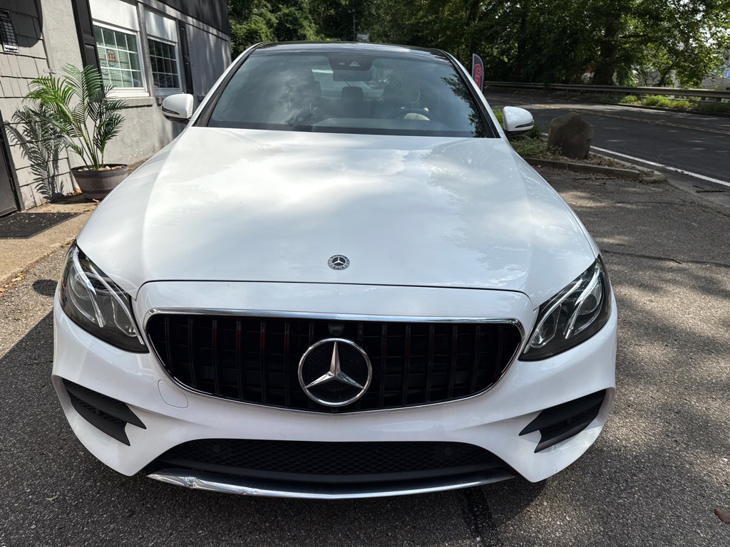 2018 Mercedes-Benz E-Class Image 2