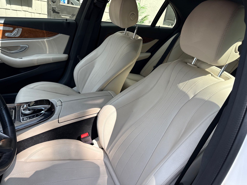 2018 Mercedes-Benz E-Class Image 5