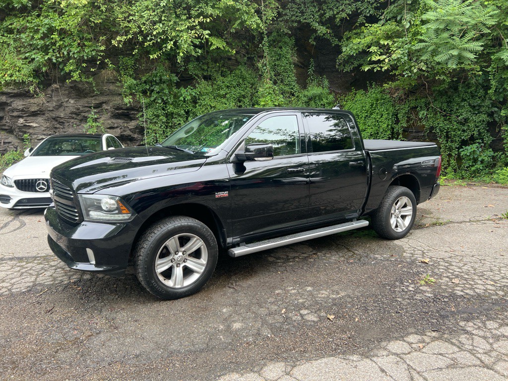 2013 RAM 1500 Image 1