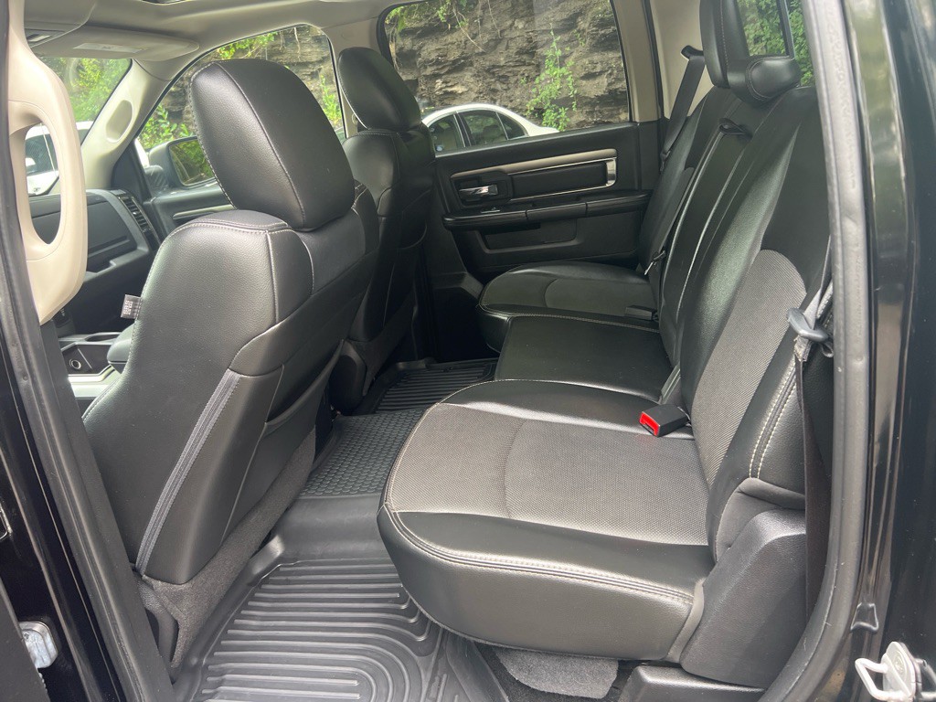 2013 RAM 1500 Image 10