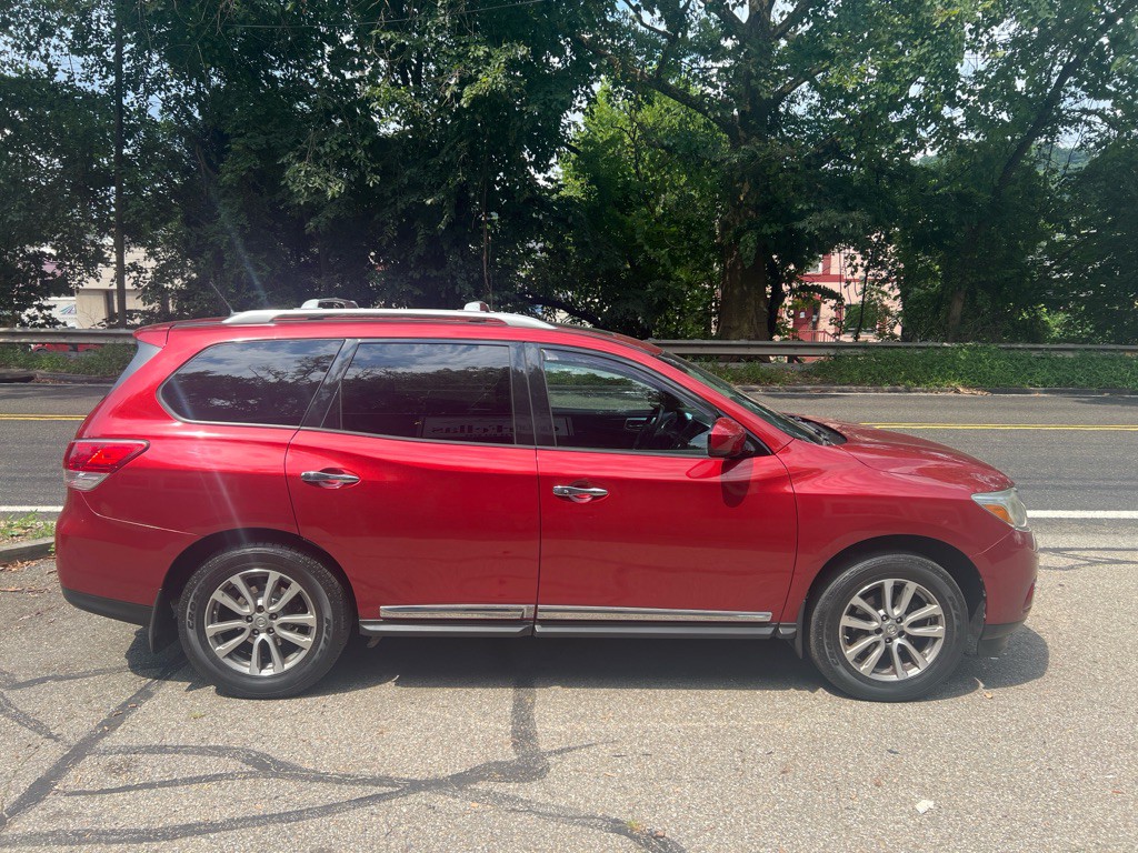 2013 Nissan Pathfinder Image 4
