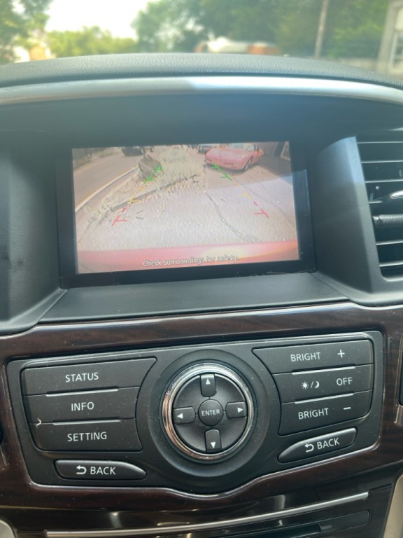 2013 Nissan Pathfinder Image 12