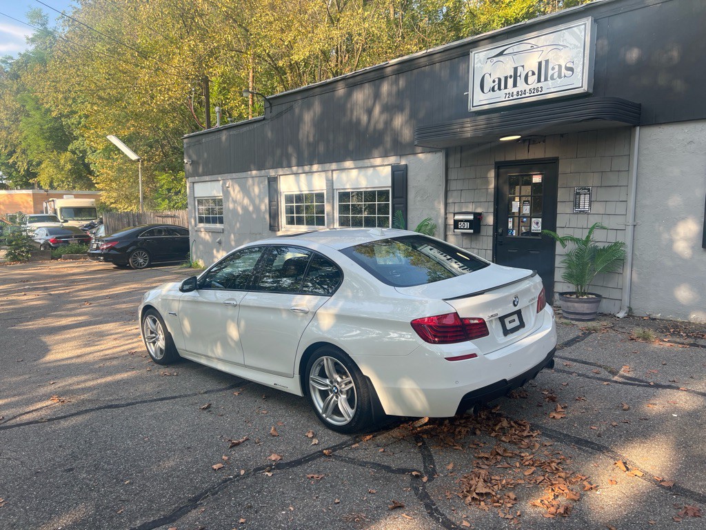 2016 BMW 5 Series Image 3