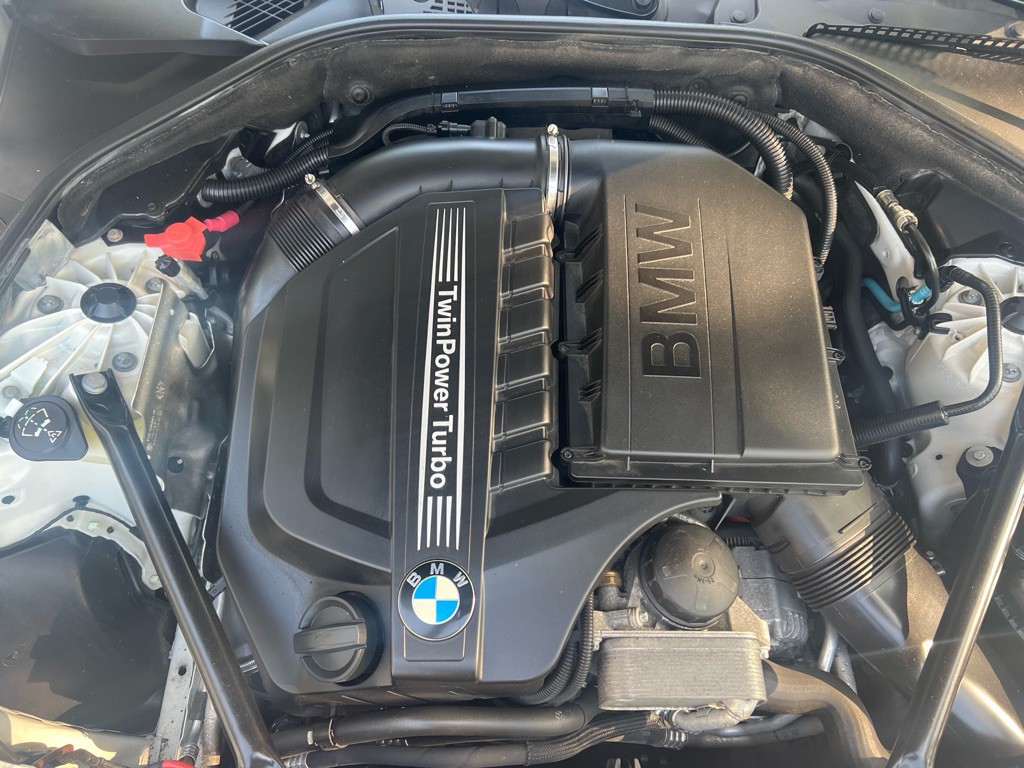 2016 BMW 5 Series Image 7