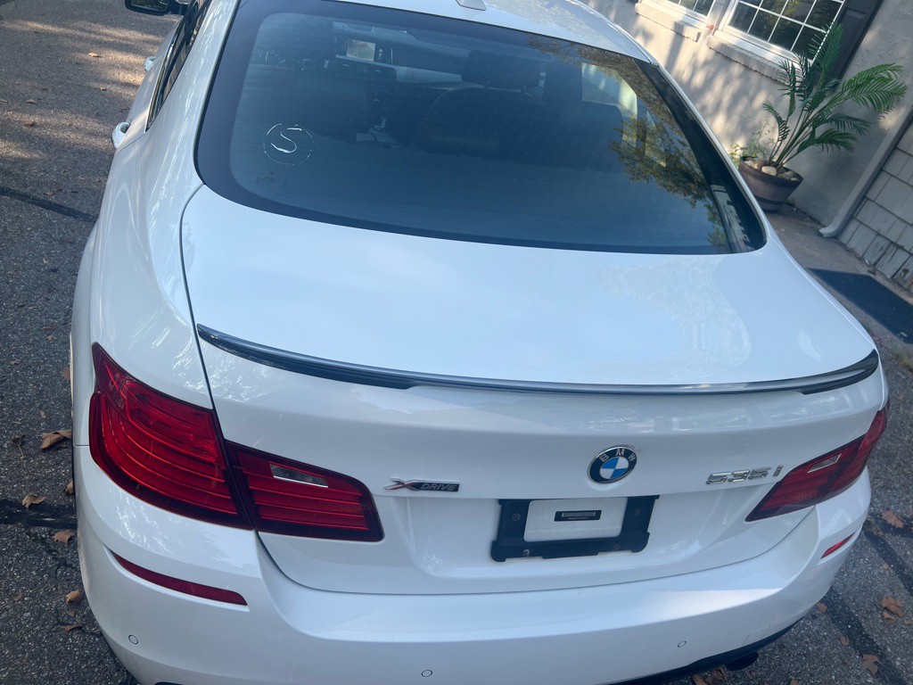2016 BMW 5 Series Image 11