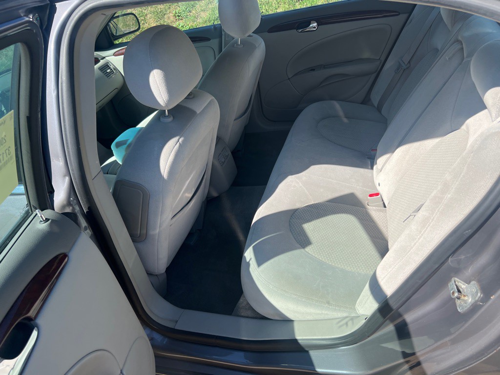 2007 Buick Lucerne Image 5
