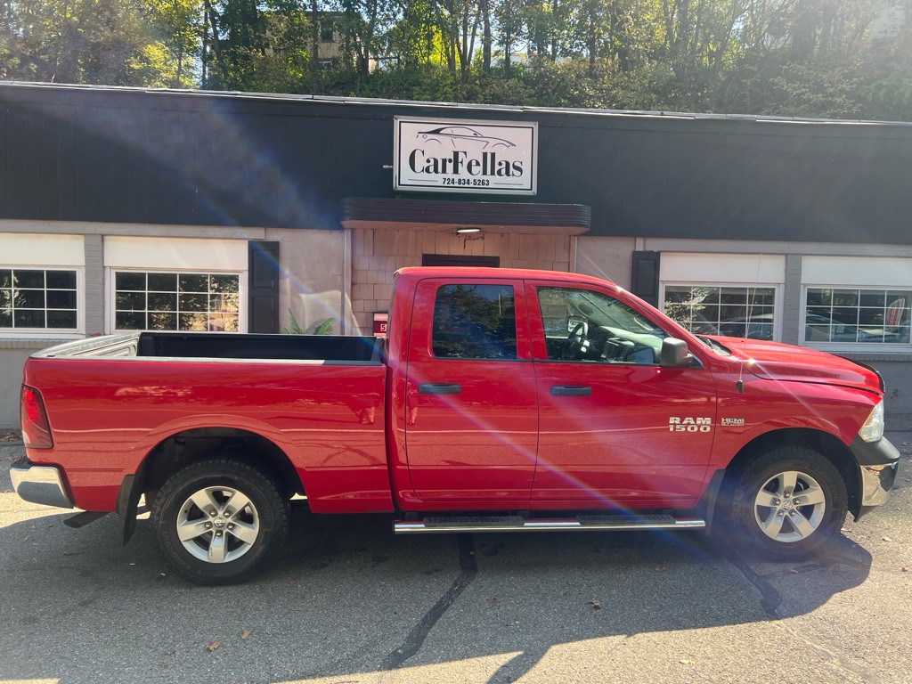 2016 RAM 1500 Image 3