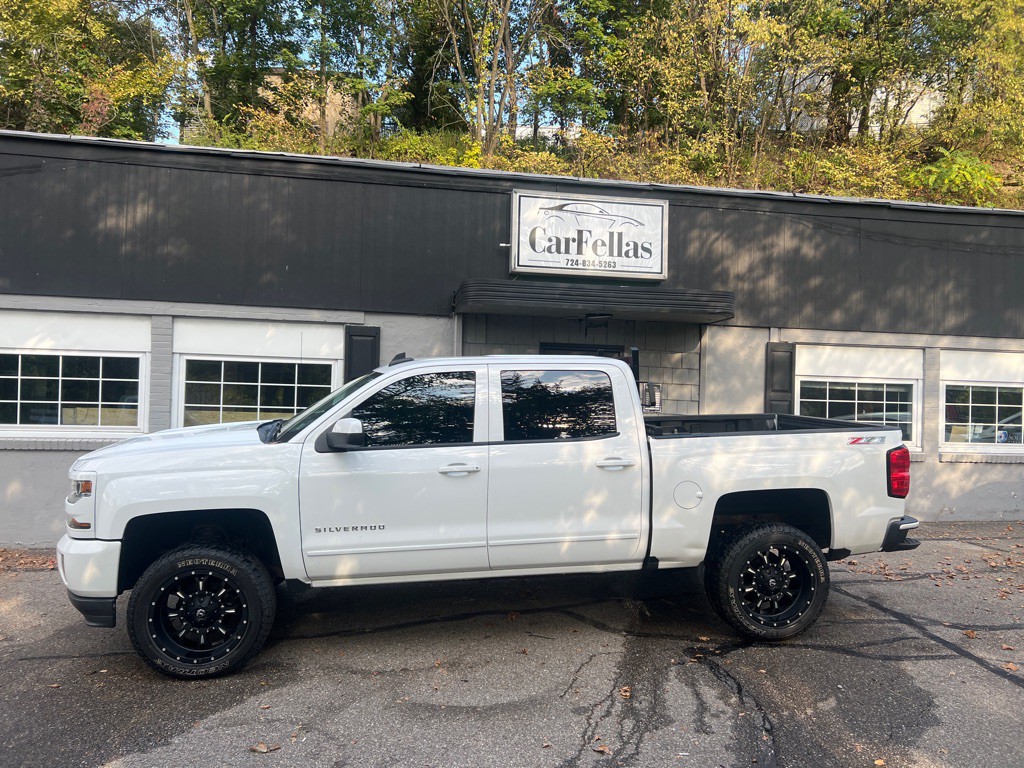 2017 Chevrolet Silverado 1500 Image 1