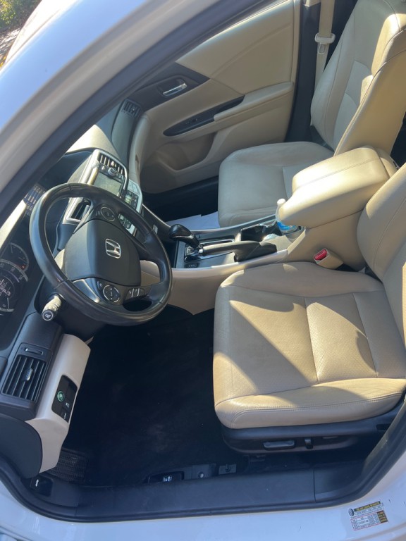 2015 Honda Accord Image 7