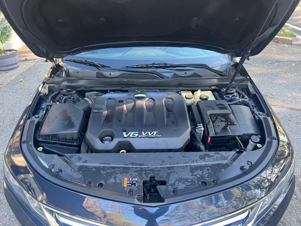2015 Chevrolet Impala Image 7