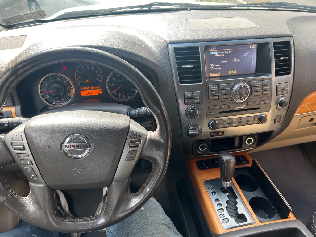 2015 Nissan Armada Image 10