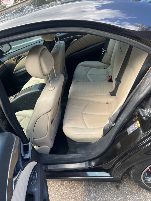 2009 Mercedes-Benz E-Class Image 6