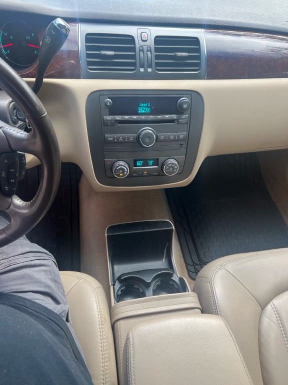 2011 Buick Lucerne Image 23