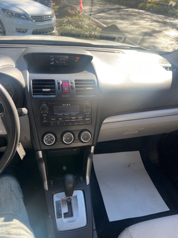 2014 Subaru Forester Image 7