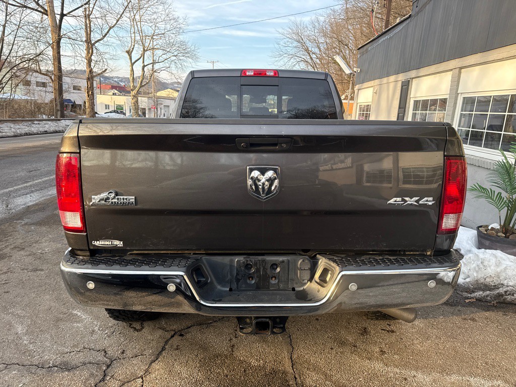 2017 RAM 2500 Image 3