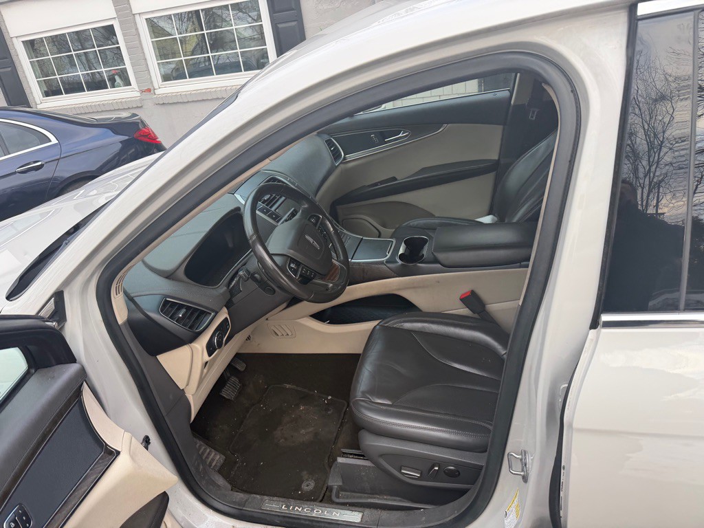 2019 Lincoln Nautilus Image 6