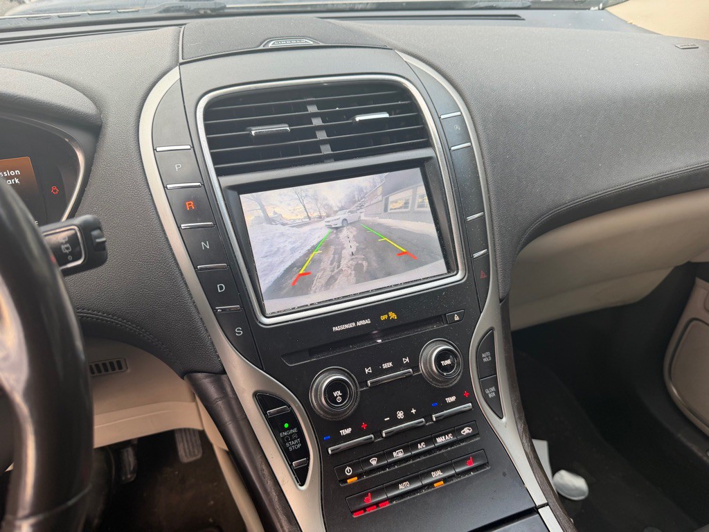 2019 Lincoln Nautilus Image 10