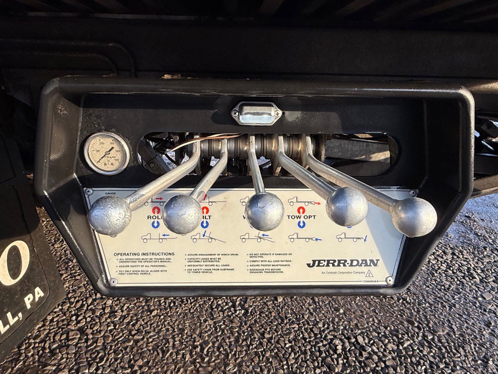 2022 RAM 5500 Image 15