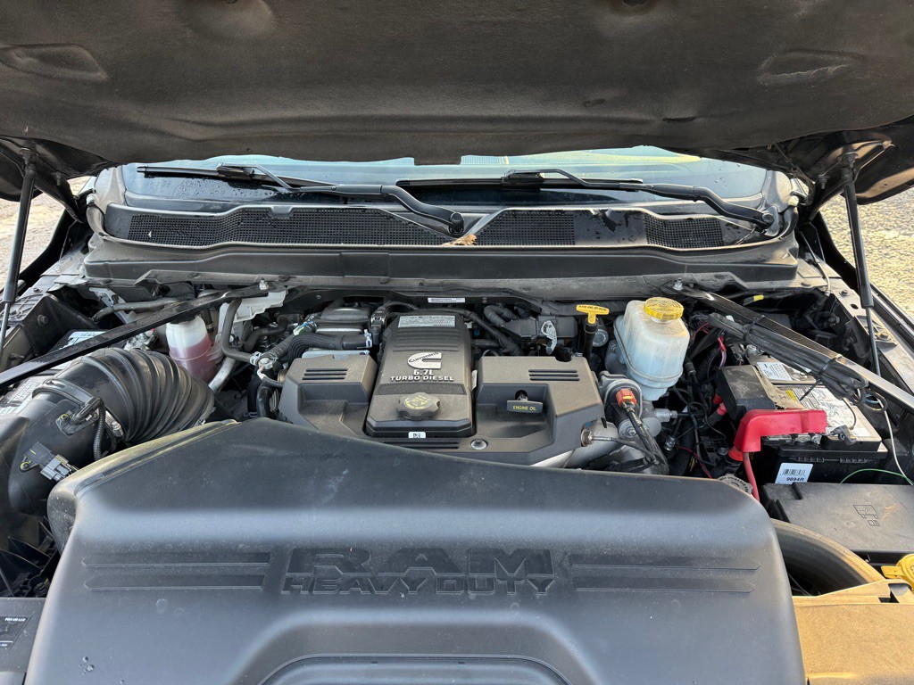 2022 RAM 5500 Image 25