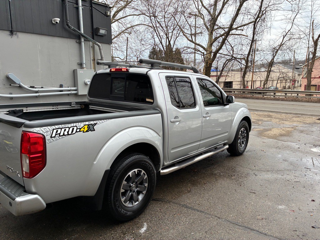 2016 Nissan Frontier Image 10