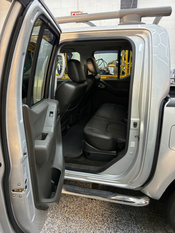 2016 Nissan Frontier Image 16