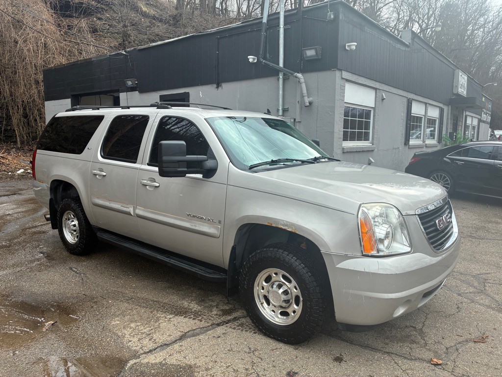 2007 GMC Yukon Image 3