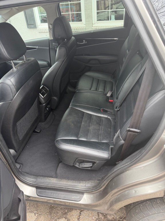 2016 Kia Sorento Image 7
