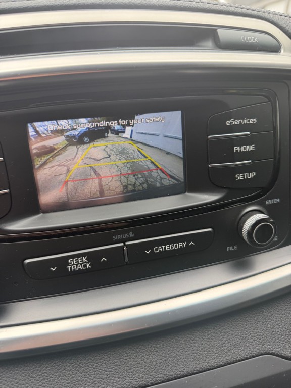 2016 Kia Sorento Image 11