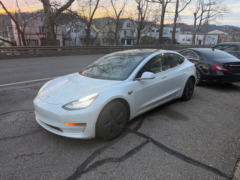 2020 Tesla Model 3 Image 5