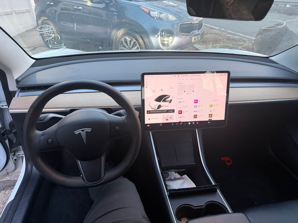 2020 Tesla Model 3 Image 7