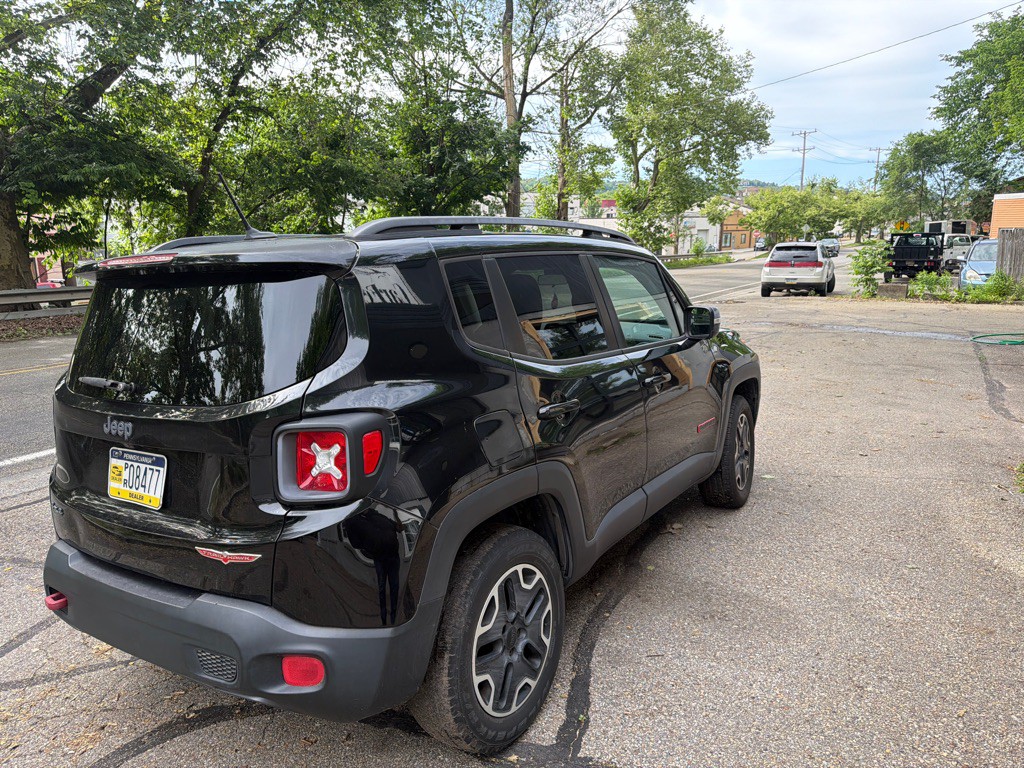 2015 Jeep Renegade Image 4
