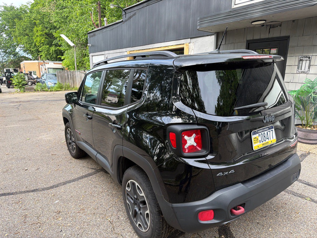 2015 Jeep Renegade Image 5